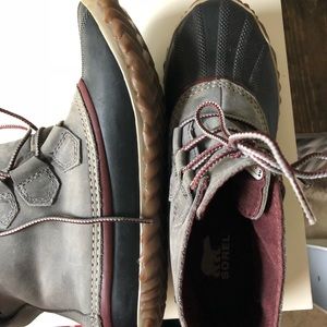 Sorel Out N About Leather Duck boot